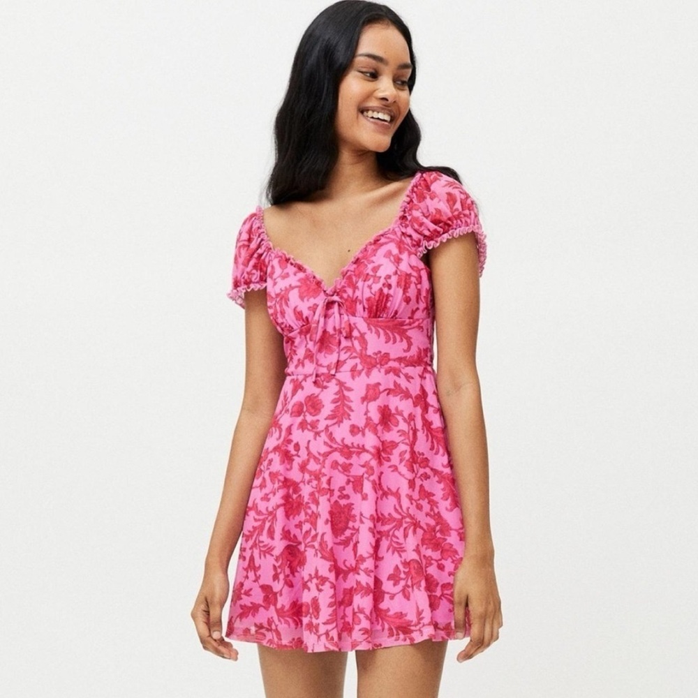 Urban Outfitters Audrey Floral Printed Mini Dress Small Pink Blush Floral Dress